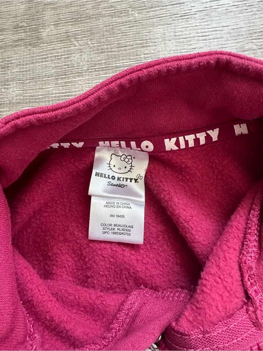 Hello Kitty Pull Over - Picture 4 of 4